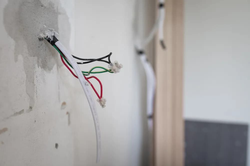 Jak nauczyć się elektryki i uniknąć najczęstszych błędów w nauce