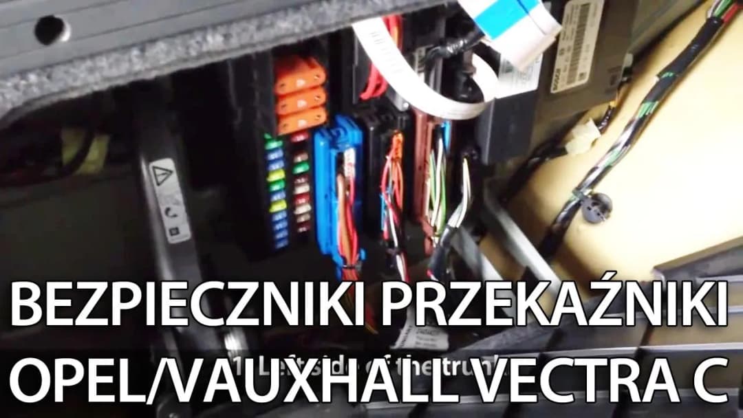 Gdzie są bezpieczniki w Opel Vectra C? Odkryj ich lokalizacje i funkcje