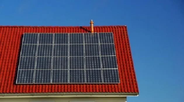 Czy dotacja na fotowoltaikę jest opodatkowana? Sprawdź, co musisz wiedzieć