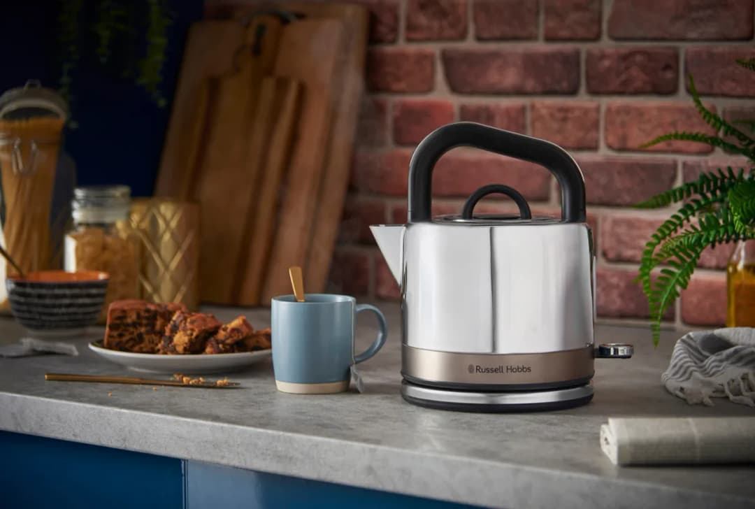 Czajnik elektryczny ile prądu? Zaskakujące zużycie energii!