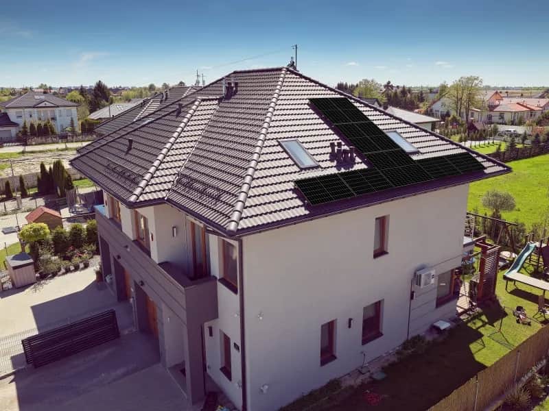 Fotowoltaika z czego się składa - kluczowe elementy instalacji solarnej