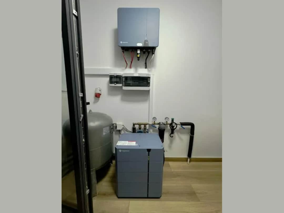 Jak uruchomić falownik bez prądu i uniknąć problemów z zasilaniem