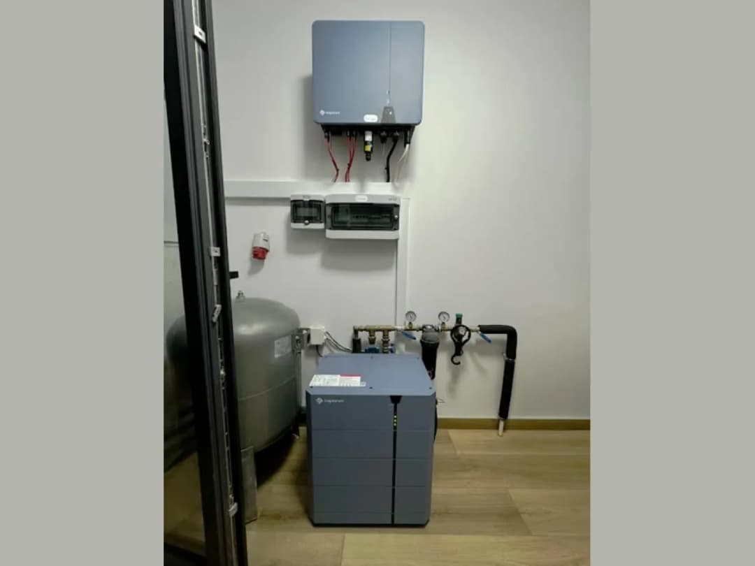 Jak uruchomić falownik bez prądu i uniknąć problemów z zasilaniem