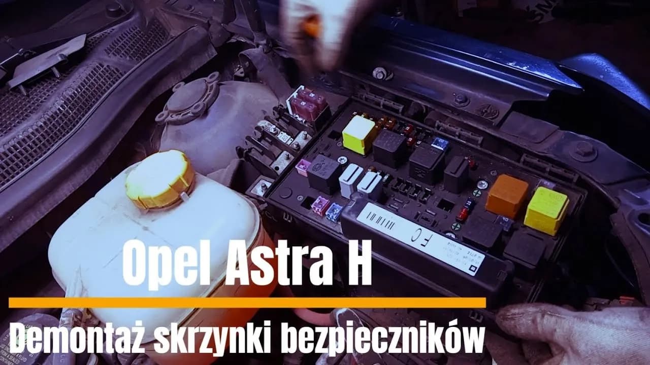 Gdzie są bezpieczniki w Oplu Astrze H? Oto, co musisz wiedzieć