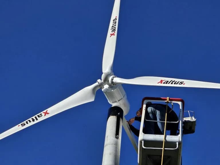 Ile kosztuje elektrownia wiatrowa? Sprawdź ceny i ukryte koszty