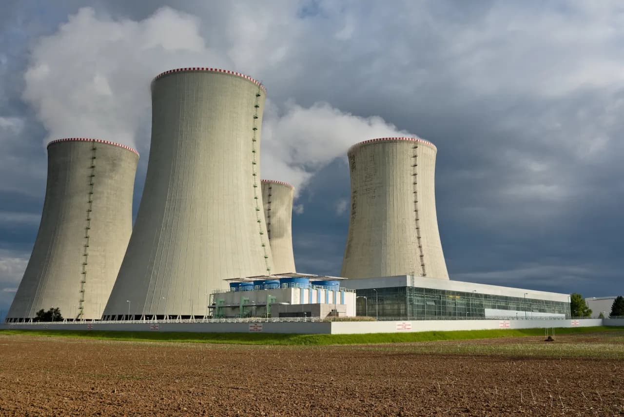 Czy elektrownia atomowa jest ekologiczna? Fakty i mity o energii jądrowej